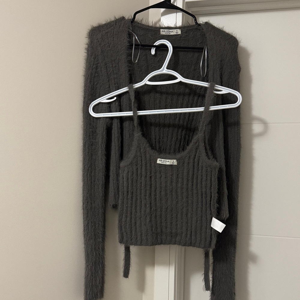 Arizona Jean Company Gray Ribbed Knit Top